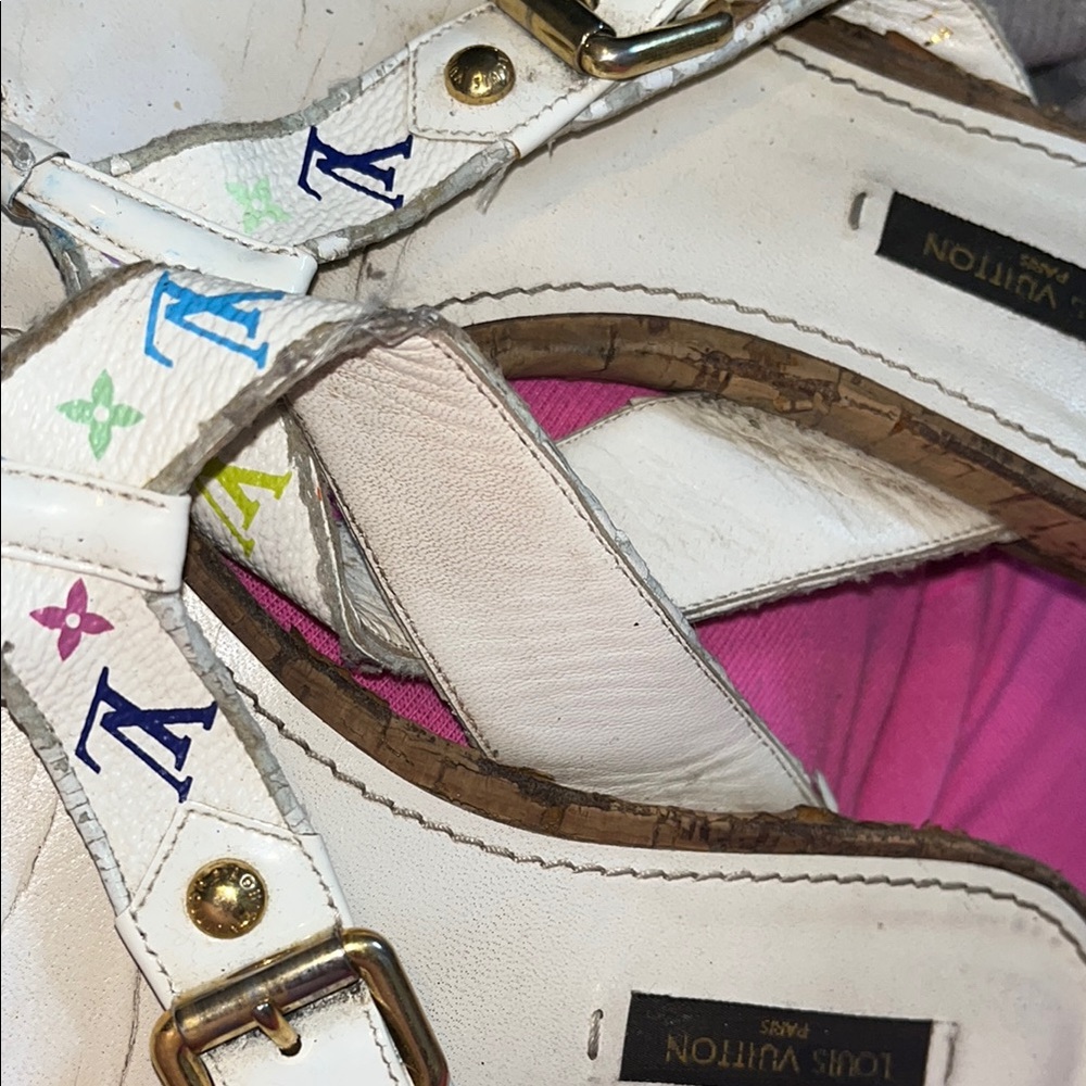 Louis Vuitton White Multicolor Monogram Thong Sandals - Picture 8 of 8